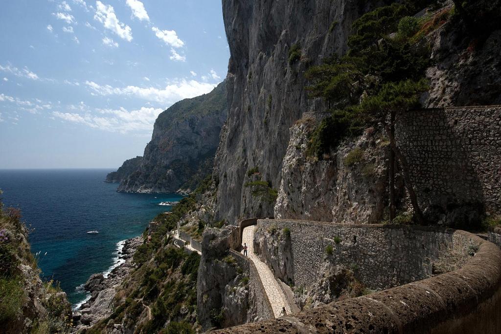 Bed & Breakfast Le Ginestre Di Capri Bb & House 2*