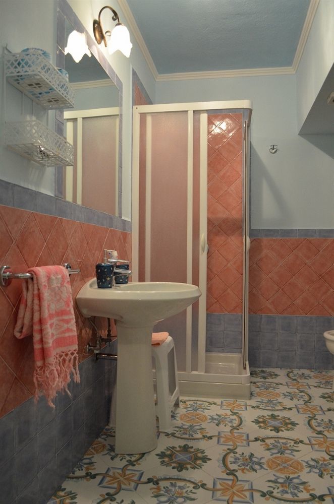 Bed & Breakfast Le Ginestre Di Capri Bb & House
