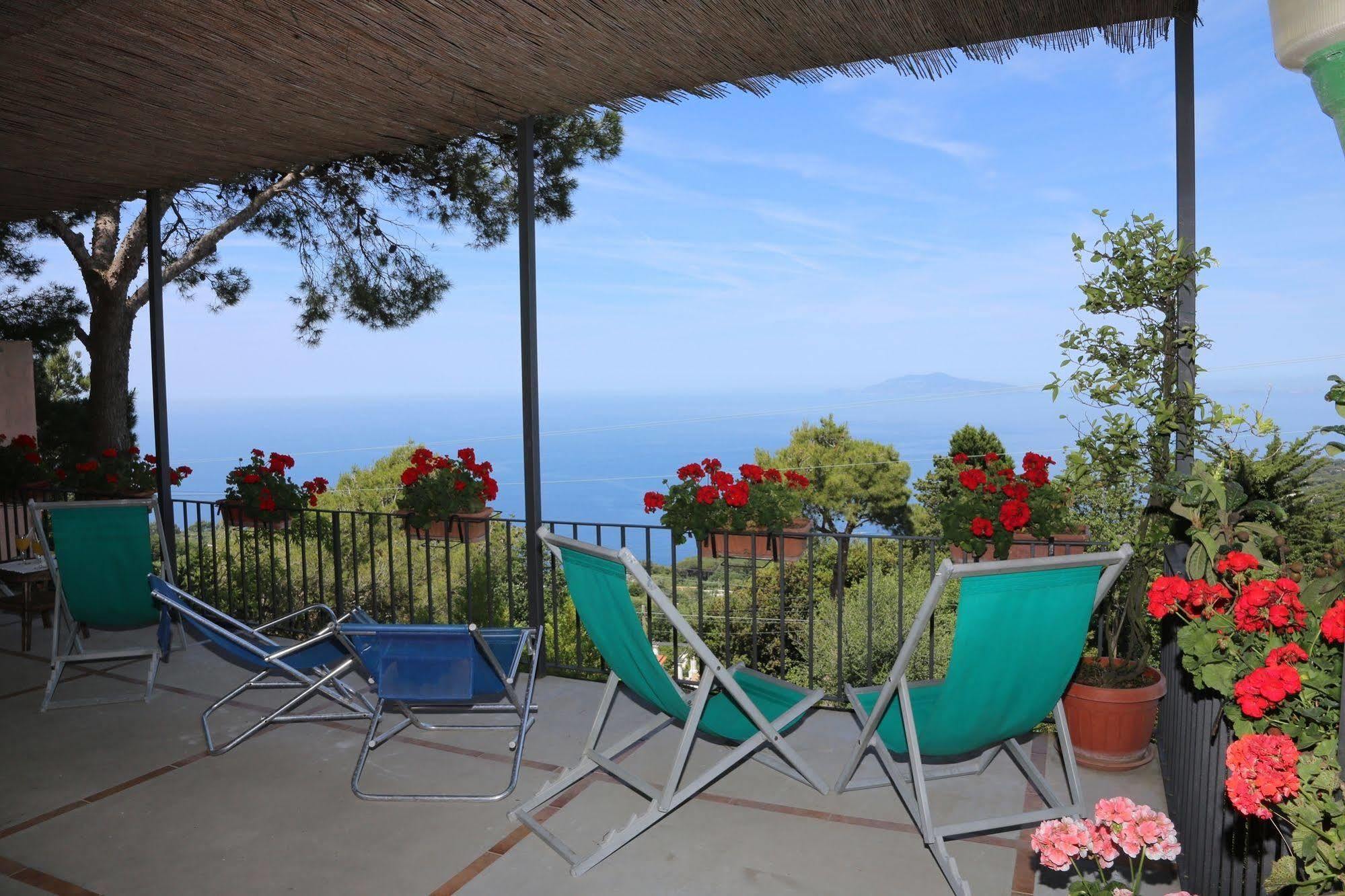 Bed & Breakfast Le Ginestre Di Capri Bb & House