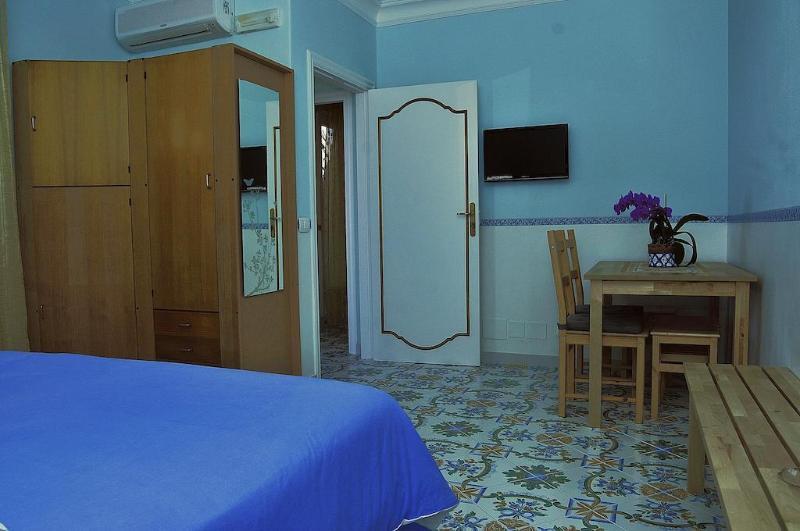 Bed & Breakfast Le Ginestre Di Capri Bb & House 2*