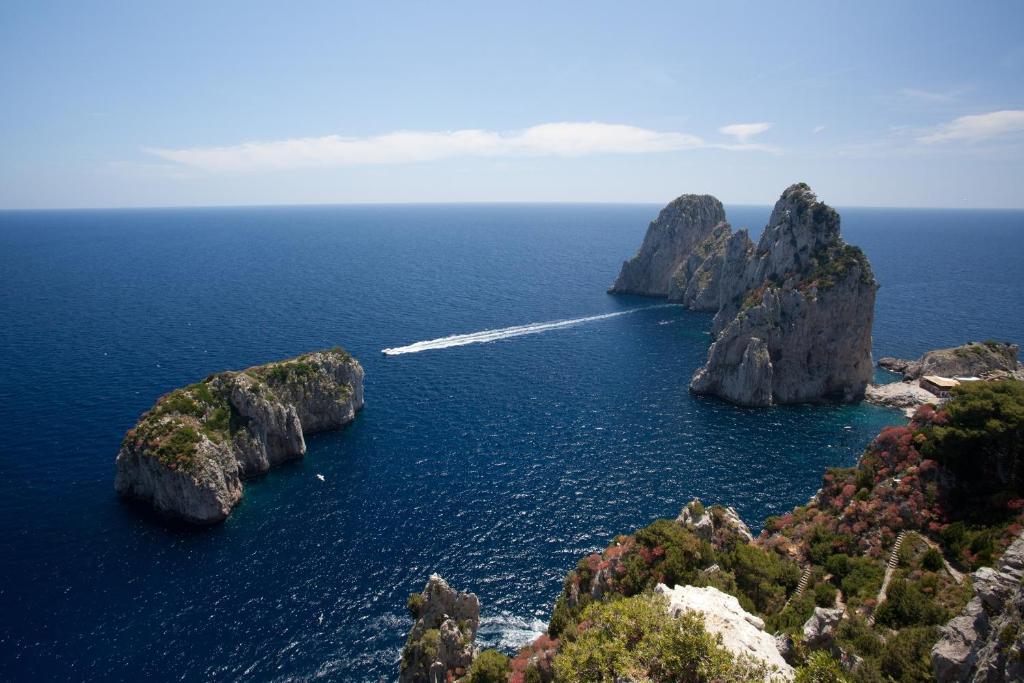 Le Ginestre Di Capri Bb & Holiday House Bed and breakfast