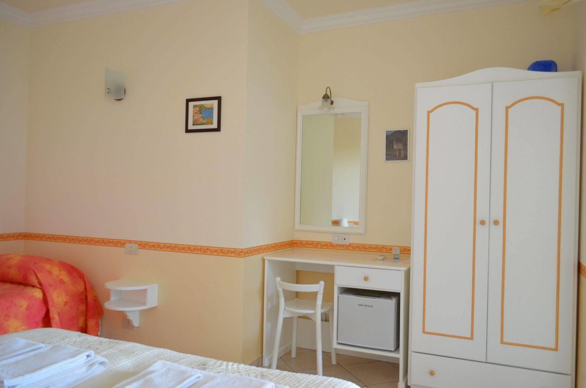 Bed and breakfast Le Ginestre Di Capri Bb & Holiday House
